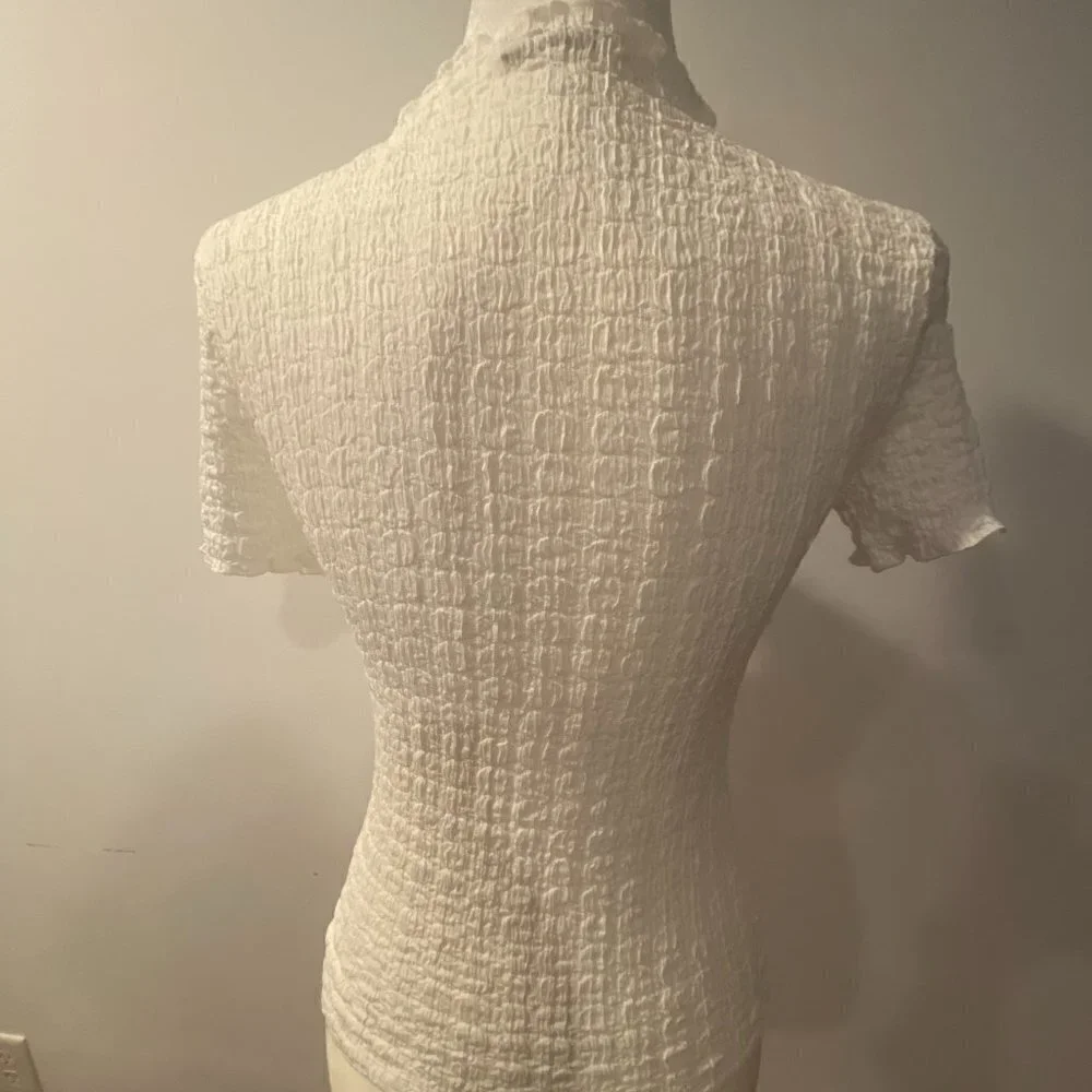 NWT Women's Zara White Short Sleeve Shirt Size Small